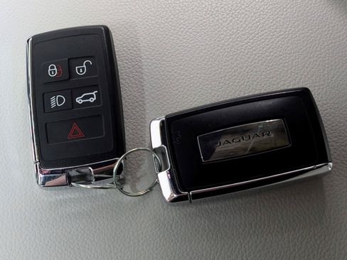 Used 2020 Land Rover Range Rover HSE AWD/4WD image 41