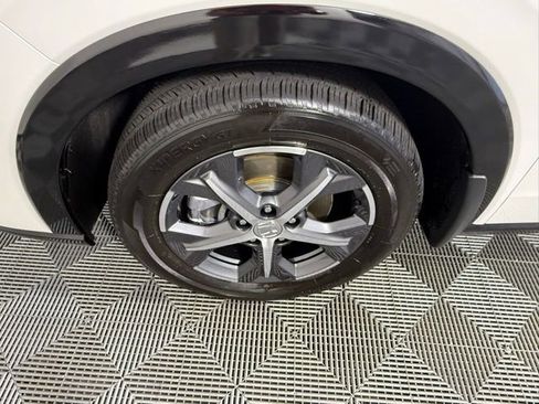 Used 2025 Honda HR-V EX-L image 13