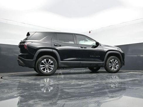 Used 2025 Chevrolet Equinox LT FWD image 55