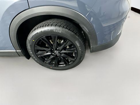 Used 2024 MAZDA CX-5 Carbon Edition image 11