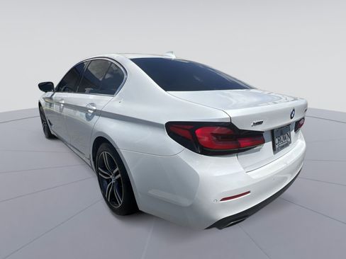 Used 2021 BMW 530i xDrive w/ Premium Package AWD/4WD image 7