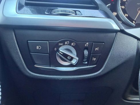 Used 2019 BMW X3 xDrive30i w/ Convenience Package AWD/4WD image 17