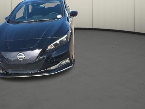 Used 2024 Nissan Leaf SV Plus image 14