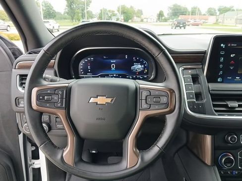 Used 2024 Chevrolet Suburban High Country w/ Max Trailering Package AWD/4WD image 19