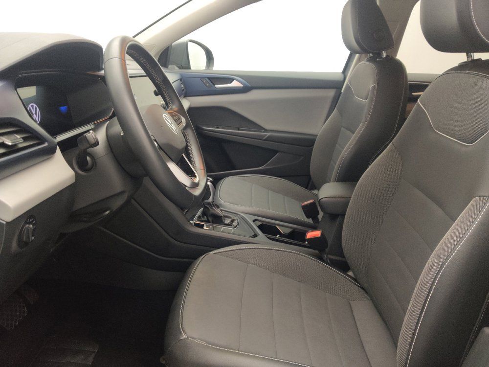 Used 2023 Volkswagen Taos SE FWD image 17