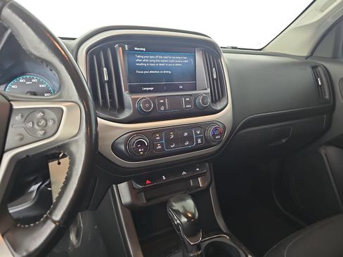 Used 2022 GMC Canyon Elevation w/ Trailering Package RWD image 16