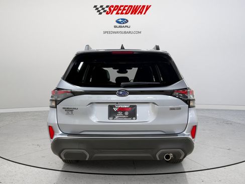 New 2025 Subaru Forester Limited w/ Popular Package image 6