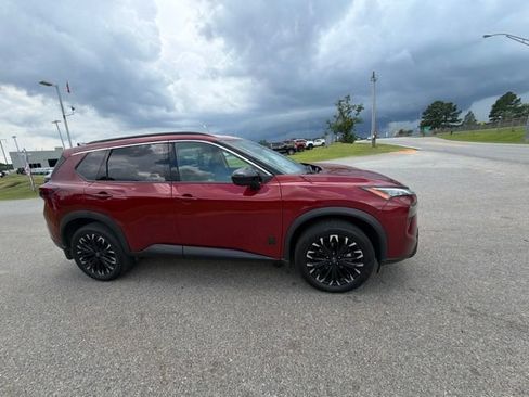 Used 2026 Nissan Rogue Dark Armor FWD image 2