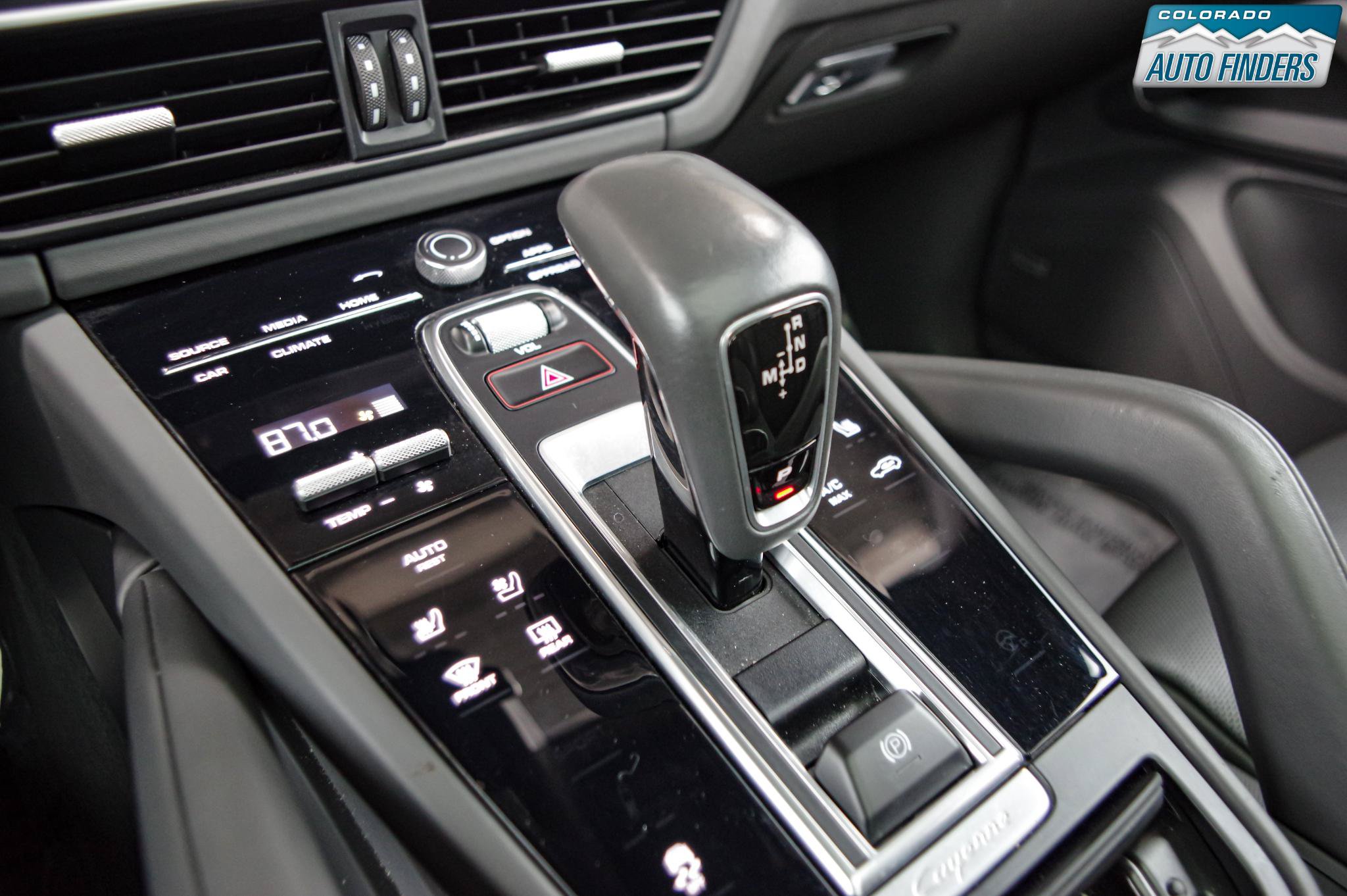 Used 2020 Porsche Cayenne AWD/4WD image 19