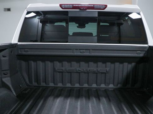 Used 2022 GMC Sierra 1500 Denali w/ Denali Reserve Package AWD/4WD image 33