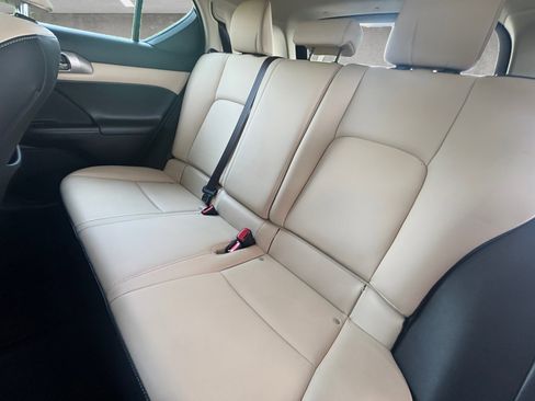 Used 2016 Lexus CT 200h w/ Seat Comfort Package FWD image 27