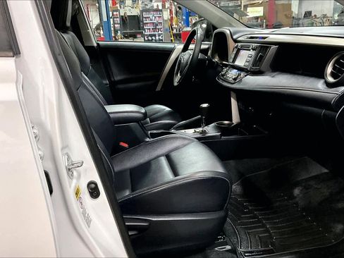 Used 2013 Toyota RAV4 Limited image 7