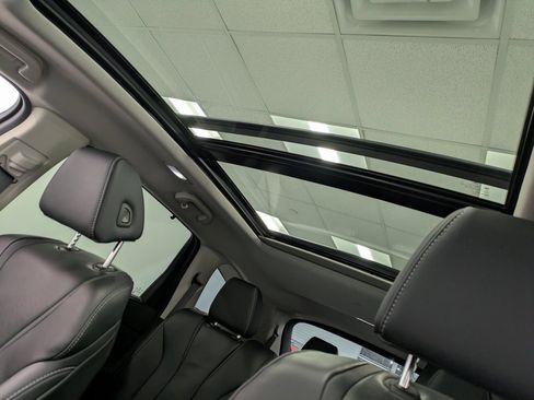 Used 2023 Acura MDX SH-AWD w/ Technology Package image 20