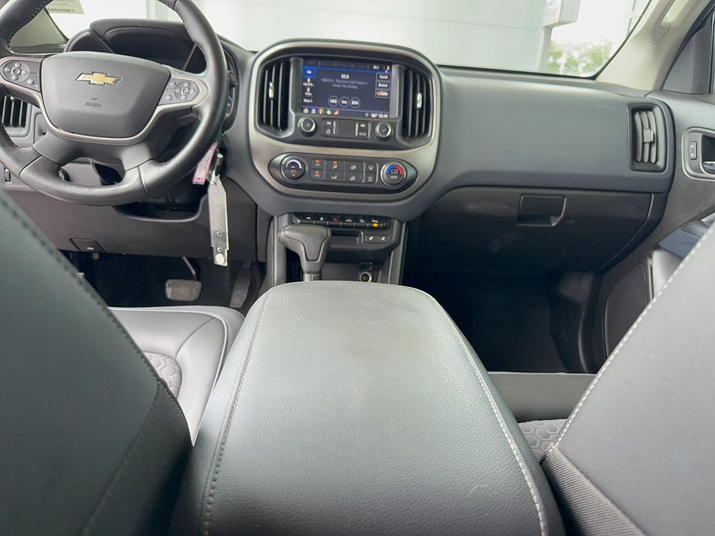 Used 2021 Chevrolet Colorado Z71 AWD/4WD image 29