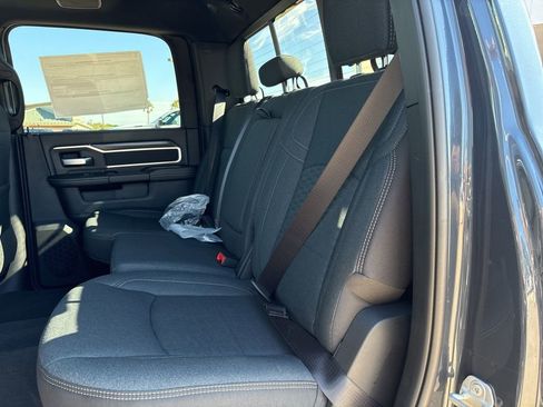 New 2026 RAM 2500 Big Horn AWD/4WD image 18