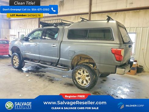 Used 2016 Nissan Titan SL AWD/4WD image 3