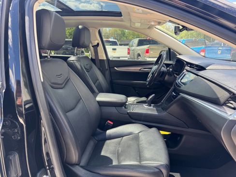 Used 2019 Cadillac XT5 Luxury AWD/4WD image 10