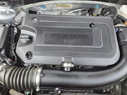 Used 2025 Buick Envision Preferred AWD/4WD image 30