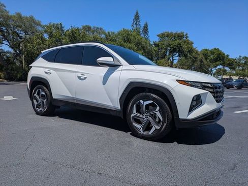 Used 2023 Hyundai Tucson Limited AWD/4WD image 2