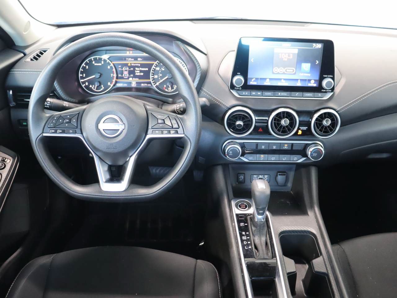 Used 2025 Nissan Sentra SV FWD image 10