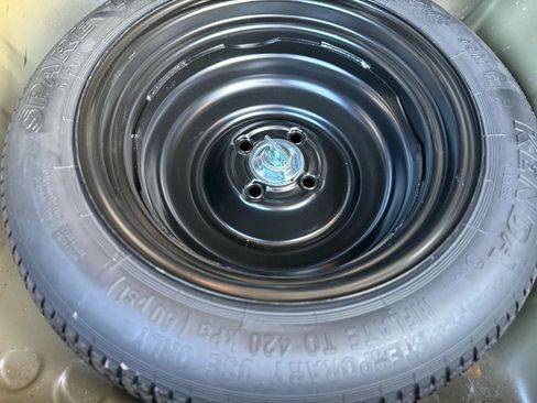 Used 2015 Honda Fit EX image 29