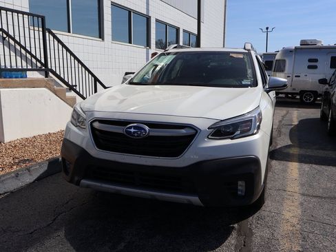 Used 2020 Subaru Outback Touring XT image 14