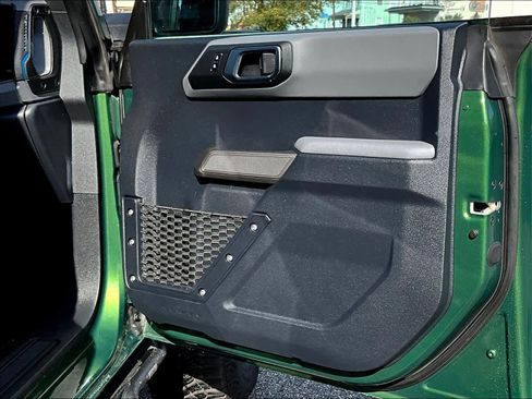 Used 2023 Ford Bronco Black Diamond w/ Sasquatch Package image 12