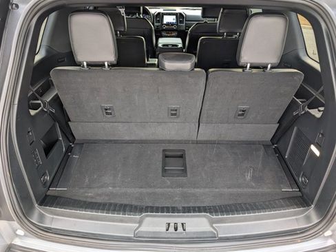 Used 2021 Ford Expedition Limited image 14
