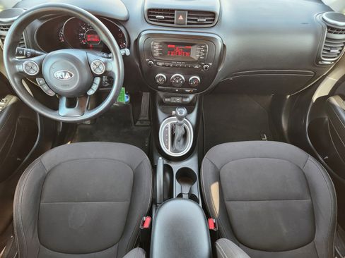 Used 2016 Kia Soul FWD image 7