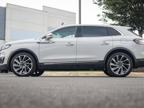 Used 2020 Lincoln Nautilus Reserve w/ Equipment Group 201A AWD/4WD image 15