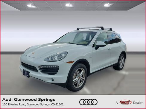 Used 2014 Porsche Cayenne S image 1