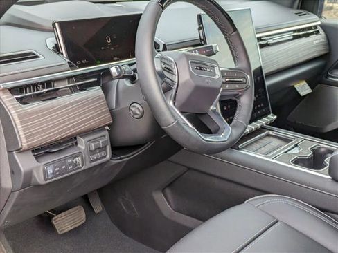 New 2025 GMC Sierra EV Denali image 9