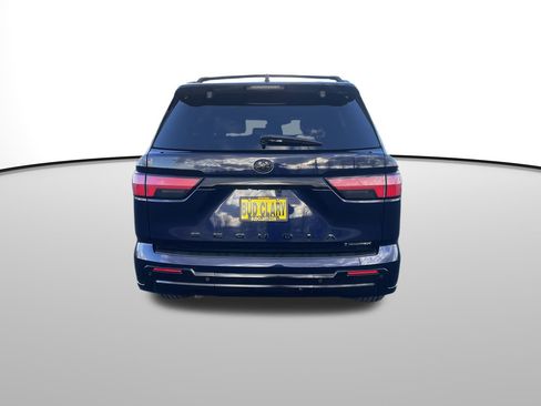 Certified 2025 Toyota Sequoia Platinum image 5