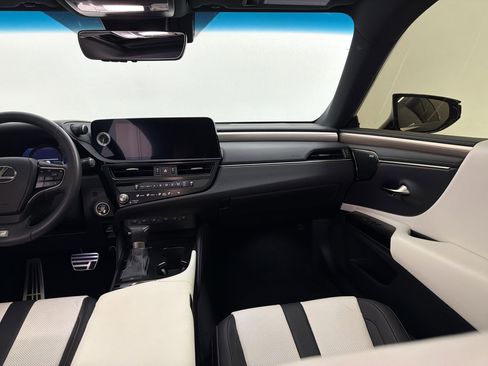 Certified 2023 Lexus ES 350 F Sport w/ Accessory Package (Z2) FWD image 30