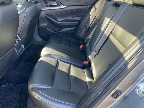 Used 2019 Nissan Maxima 3.5 SL w/ Floor Mat Group FWD image 10