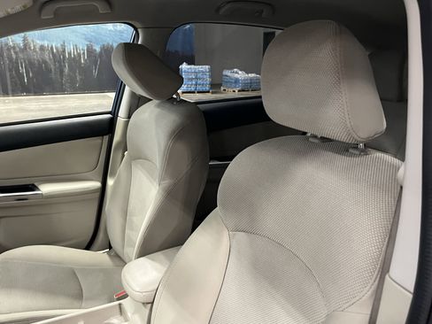 Used 2015 Subaru Crosstrek 2.0i Premium image 15