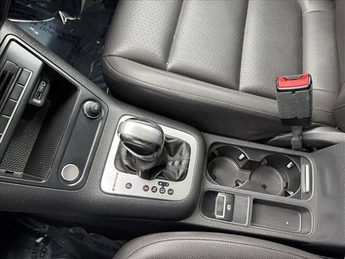 Used 2016 Volkswagen Tiguan SE AWD/4WD image 17