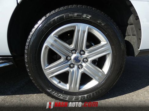 Used 2020 Ford Expedition Max XLT w/ Equipment Group 202A RWD image 22