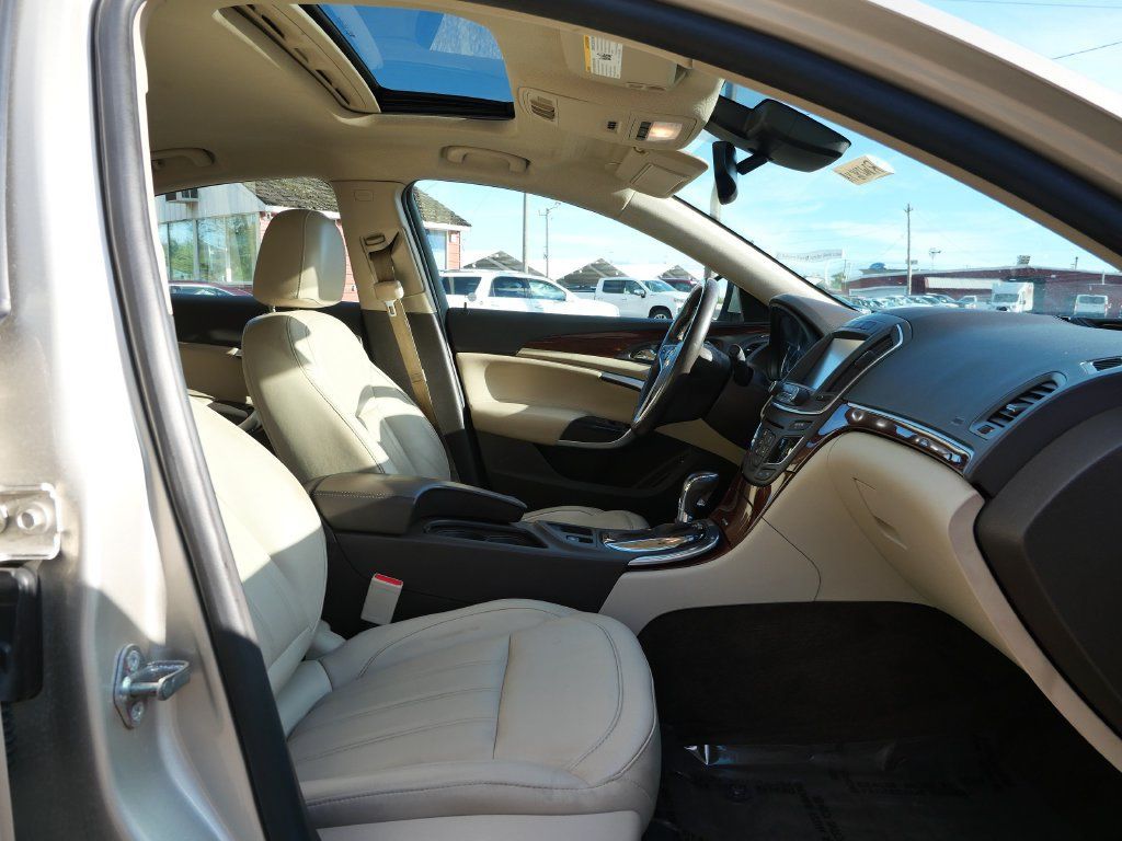 Used 2016 Buick Regal Premium w/ Driver Confidence Package #1 FWD image 12