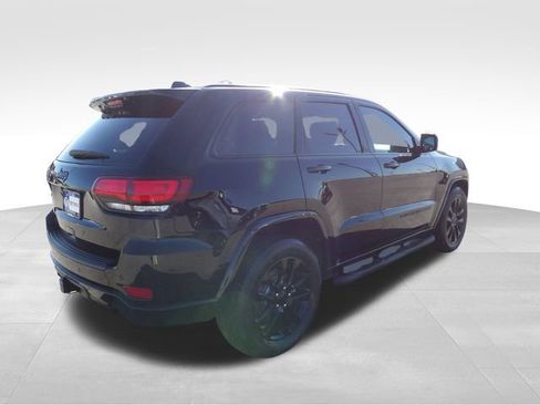 Used 2022 Jeep Grand Cherokee Laredo X AWD/4WD image 7