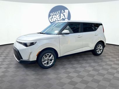 New 2025 Kia Soul LX w/ LX Technology Package