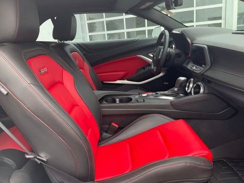 Used 2023 Chevrolet Camaro SS RWD image 8
