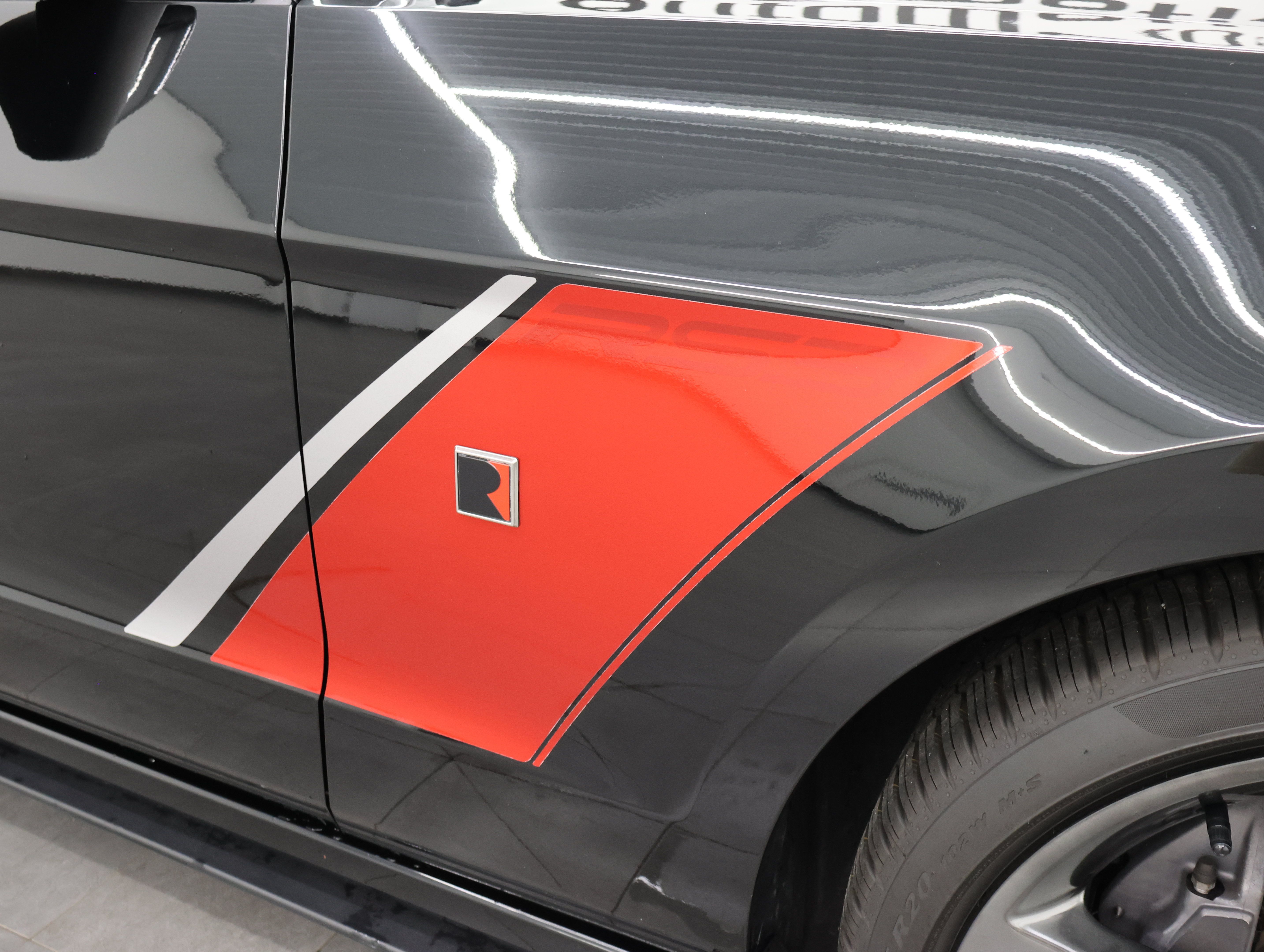 Used 2013 Ford Mustang GT Premium RWD image 28