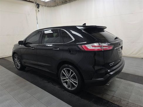 Used 2019 Ford Edge Titanium w/ Canadian Touring Package AWD/4WD image 4