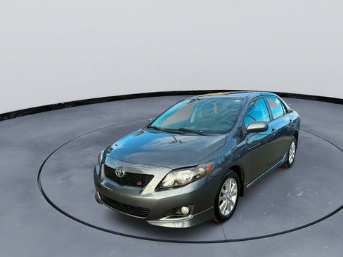 Used 2010 Toyota Corolla S FWD image 3