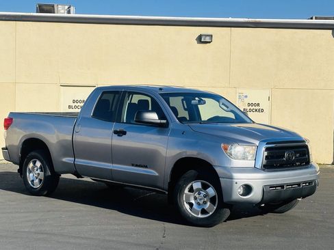 Used 2010 Toyota Tundra SR5 image 2