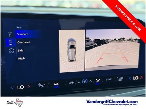 Used 2026 Chevrolet Traverse LT w/ Driver Confidence Package FWD image 17