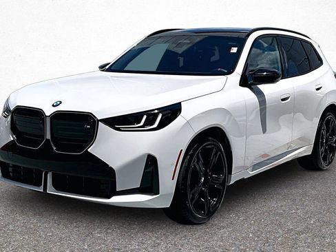 Used 2025 BMW X3 M50 w/ Premium Package AWD/4WD image 4