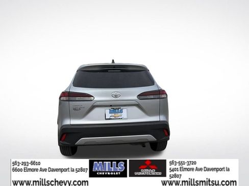 Used 2026 Toyota Corolla Cross L FWD image 4