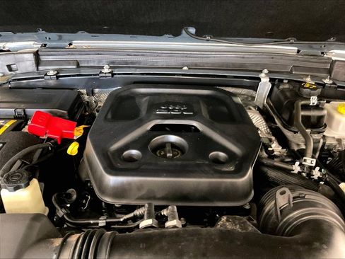 Used 2024 Jeep Wrangler Unlimited AWD/4WD image 29
